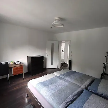 Neu Sanierte 2-Zimmer Wohnung Solingen Exterior photo